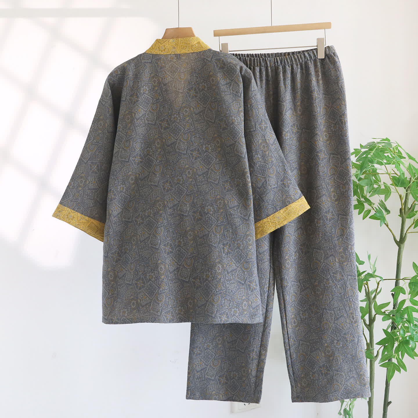 Unisex Japanisches Kimono-Pyjama-Set mit geometrischem Muster