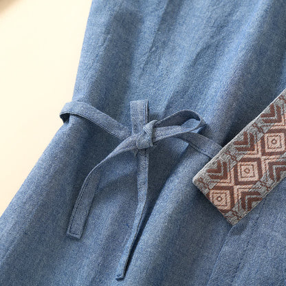 Einfarbiger Kimono-Pyjama mit geometrischem Kragen