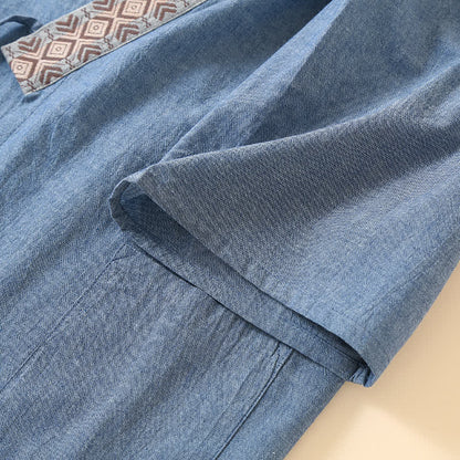 Einfarbiger Kimono-Pyjama mit geometrischem Kragen
