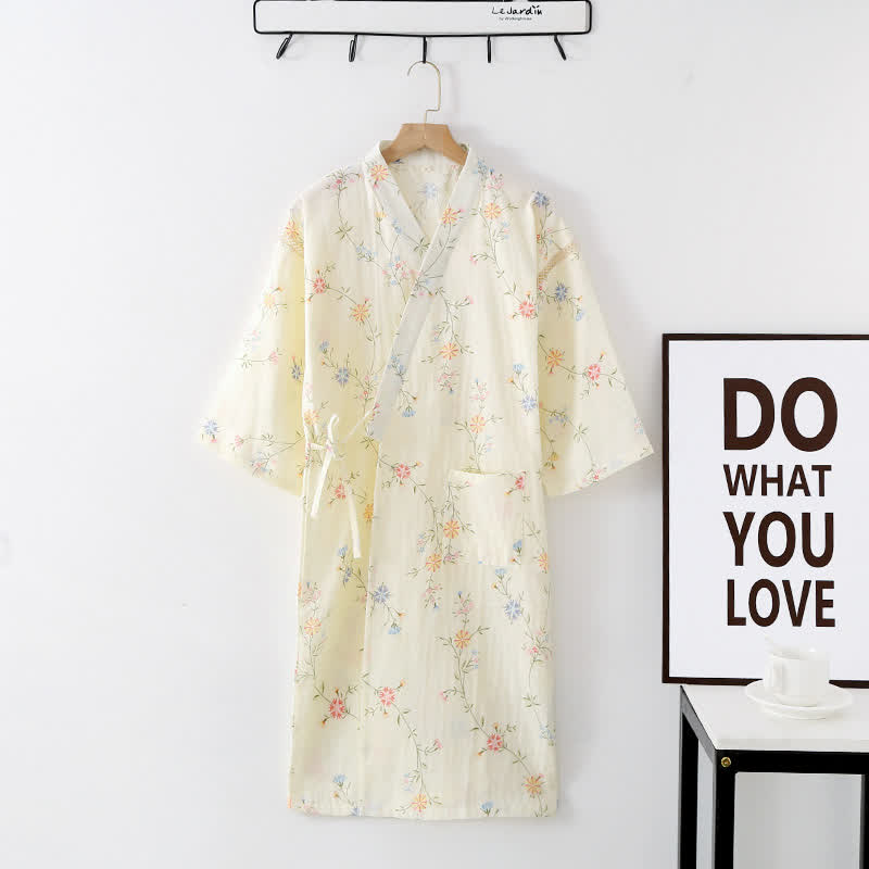 Geblümter Kimono aus Baumwollgaze