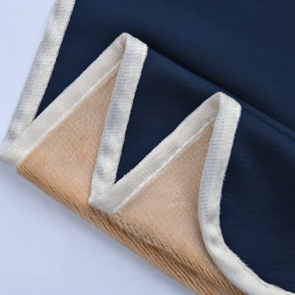 Wendbare Fleece- und Eisseidendecke