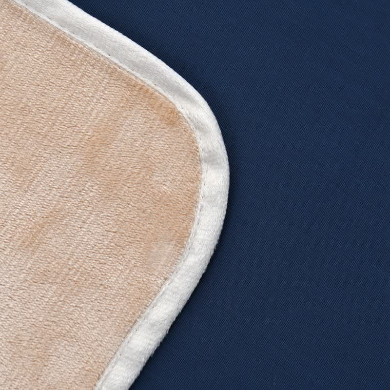 Wendbare Fleece- und Eisseidendecke