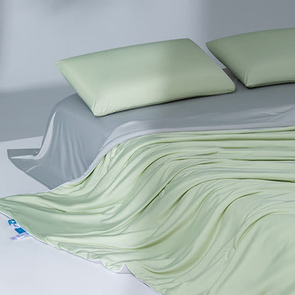 Doppelseitige Kühldecke aus Eisseide