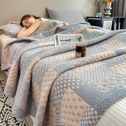 Patchwork-Steppdecke aus Baumwollmusselin mit geometrischem Paisley-Muster