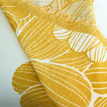 Daisy Jacquard Chenille Decke mit Quasten