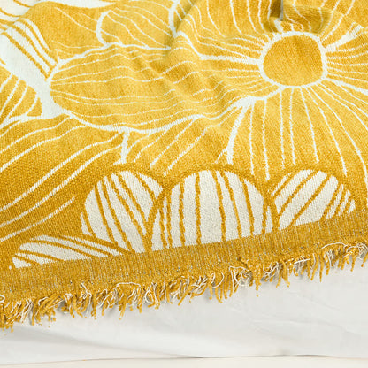 Daisy Jacquard Chenille Decke mit Quasten