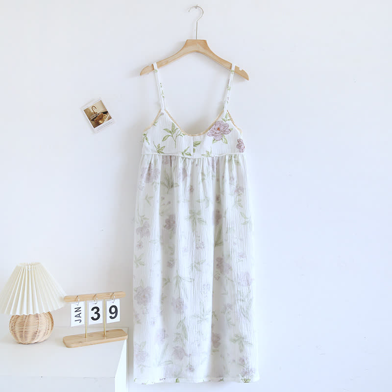 Violett bedrucktes, wattiertes Camisole-Nachthemd aus Baumwolle