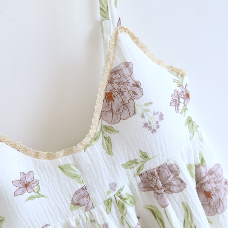 Violett bedrucktes, wattiertes Camisole-Nachthemd aus Baumwolle