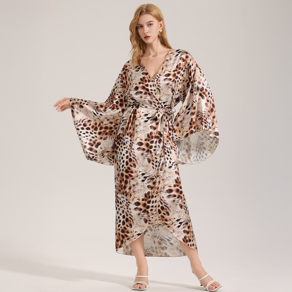 Künstlerischer Kimono-Bademantel in Braun mit Leopardenmuster