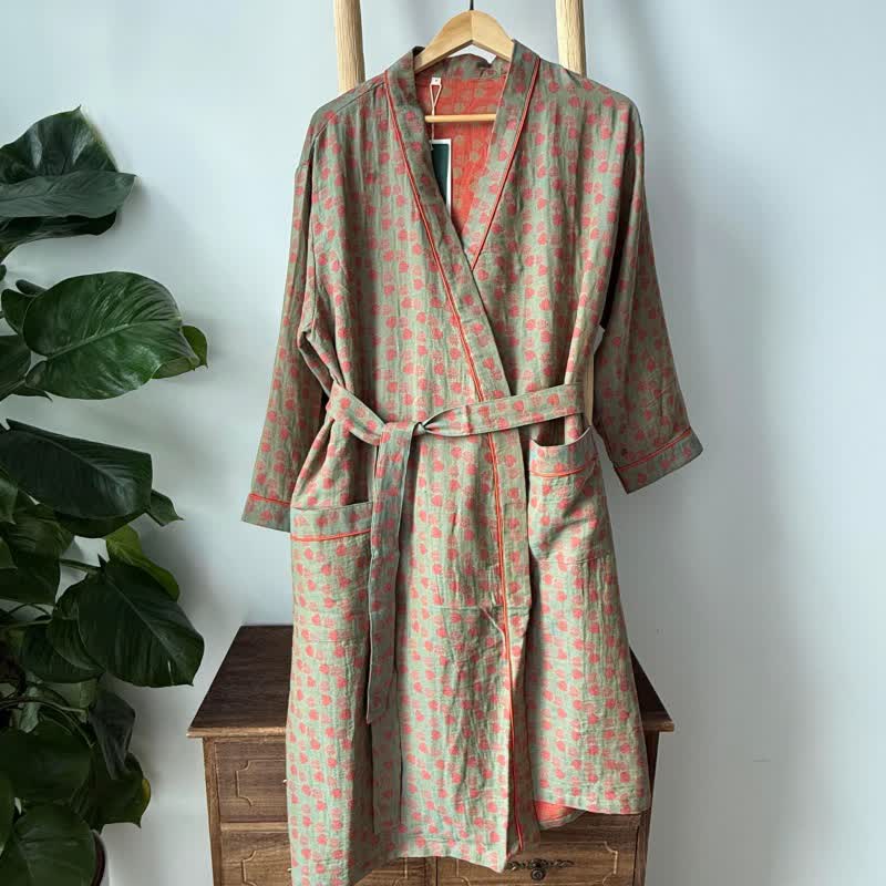 Orangefarbener Kimono aus Baumwolle mit Monstera-Print