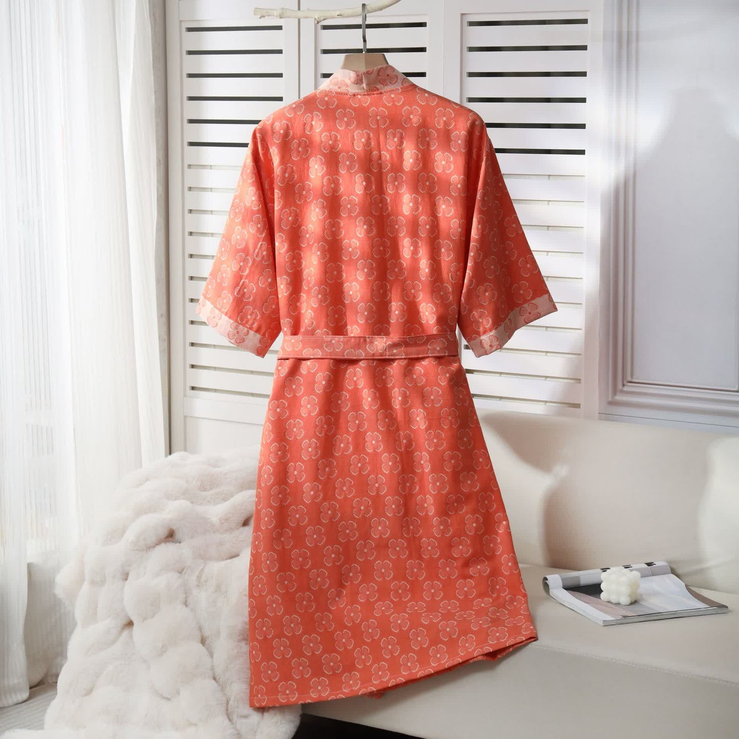 Kimono-Bademantel aus Baumwollgaze mit vierblättrigem Kleeblatt