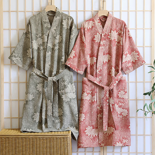 Kimono-Bademantel aus Baumwollgaze mit Ahornblatt-Print