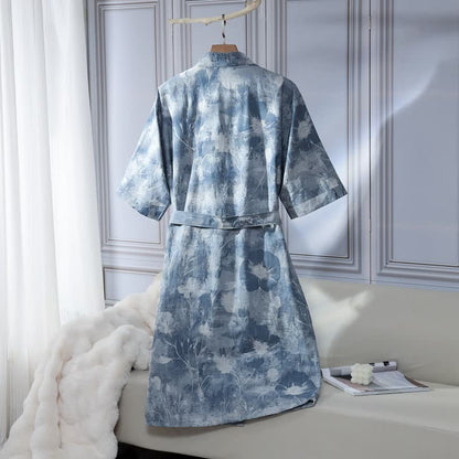 Unisex-Bademantel aus Baumwollgaze mit Blumenmuster, Blau