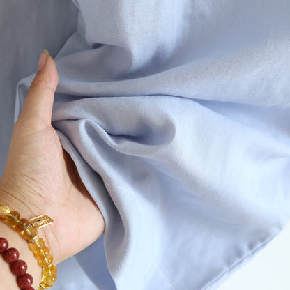Einfarbiger Pyjama aus Baumwolle mit Rüschen