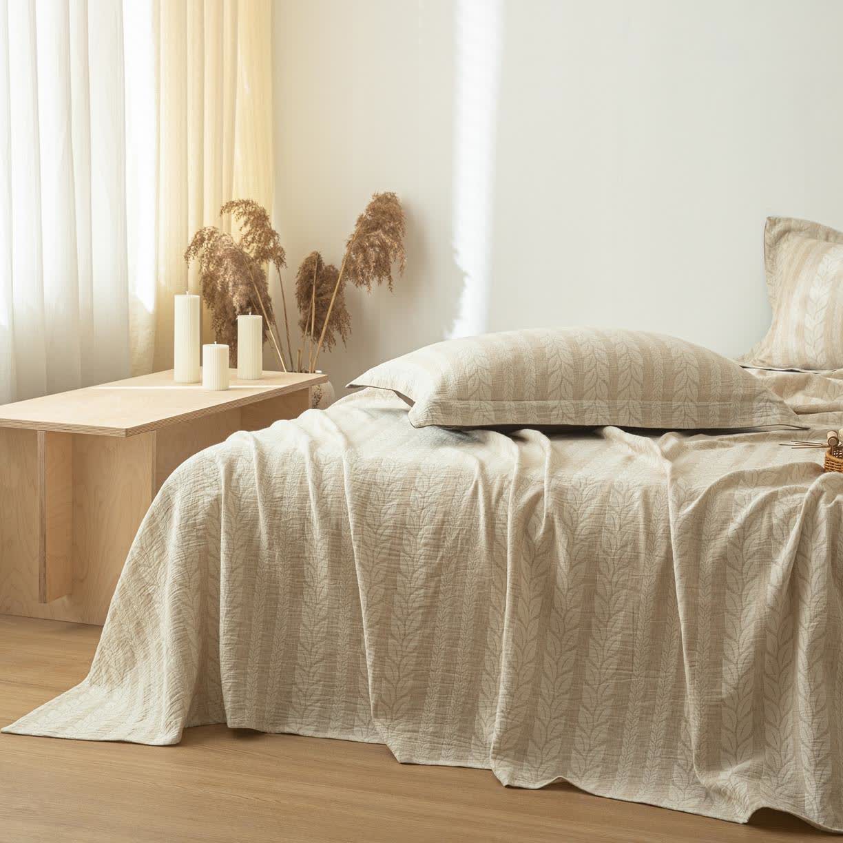 Tagesdecke aus Baumwollleinen mit Weizenstruktur in Beige