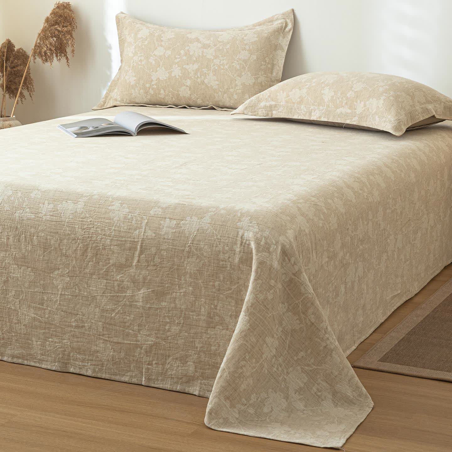 Beige Tagesdecke aus Baumwollleinen mit Blumenmuster