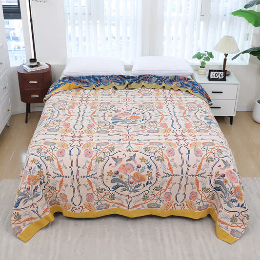 Steppdecke aus Baumwollgaze mit geometrischem Blumenmuster