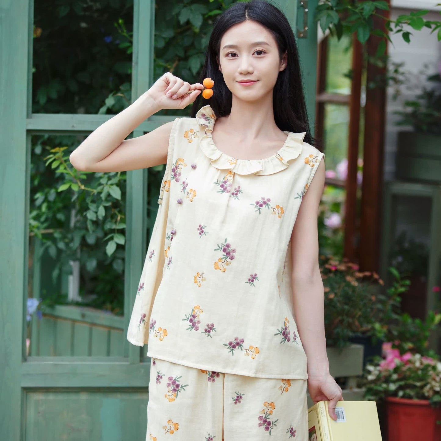 Ärmelloses Loungewear-Set aus Baumwolle mit Loquat-Print