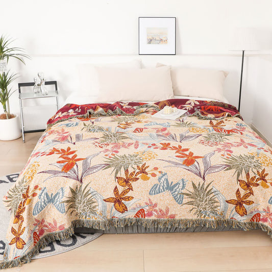 Steppdecke aus natürlicher Baumwolle mit Ananas-Blumen und Schmetterlingen