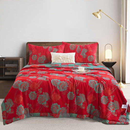 Steppdecke aus Baumwollgaze-Jacquard mit roten Pfingstrosen
