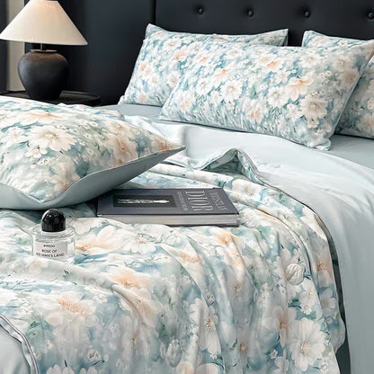 Seidiger Naturquilt mit Aquarellblumendruck - image 4