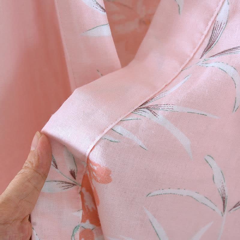 Japanischer Kimono-Bademantel aus Baumwolle mit Pfirsichblütenmuster - image 7
