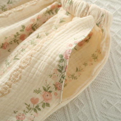 Camisole-Pyjama aus Baumwollgaze mit Blumenmuster und Streifen - image 7