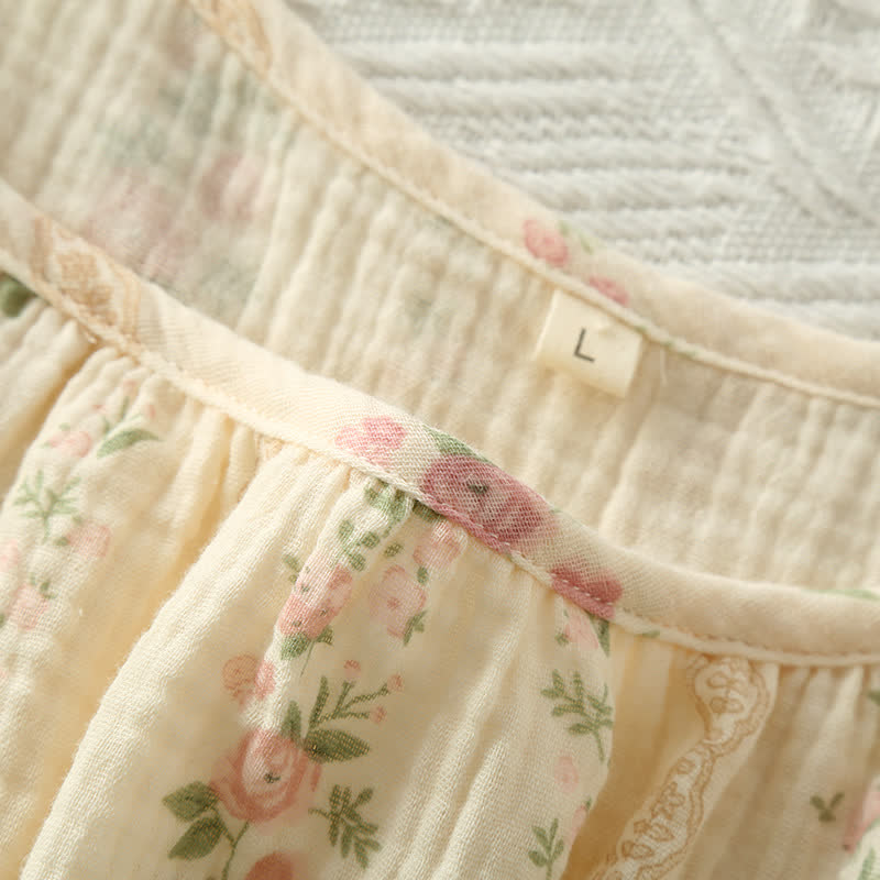 Camisole-Pyjama aus Baumwollgaze mit Blumenmuster und Streifen - image 5