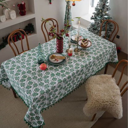 Tischdecke mit weihnachtlichem Blumen- und Edelweiß-Print - image 3