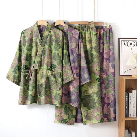 Loungewear-Set im Kimono-Stil mit Pfirsichblütenmuster - image 1