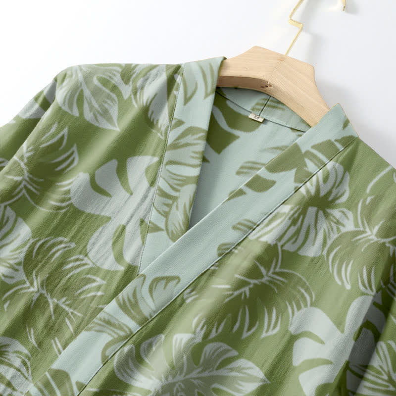 Kimono-Bademantel aus Baumwollgaze mit Monstera-Print - image 5