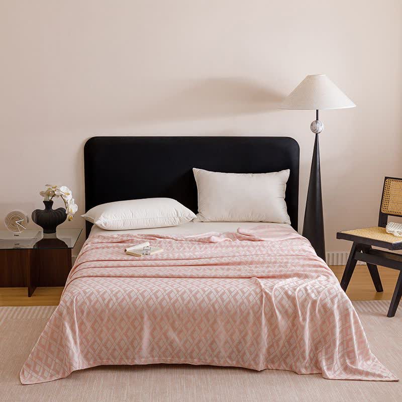 Kühlende Tagesdecke mit geometrischem Karomuster - Rosa - 200cm x 230cm - image 1