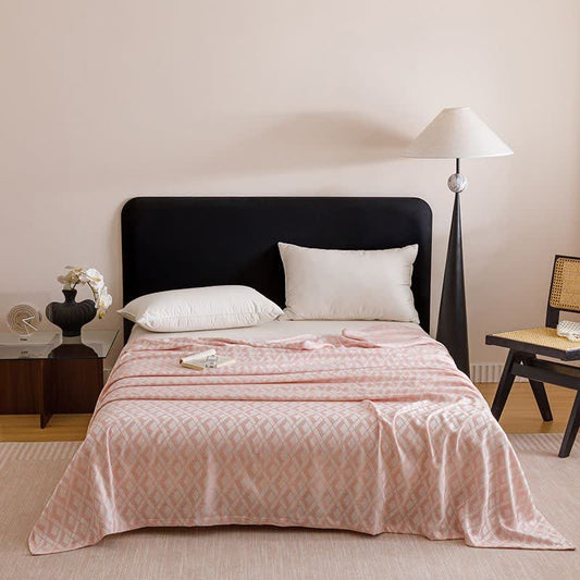 Kühlende Tagesdecke mit geometrischem Karomuster - Rosa - 200cm x 230cm - image 1