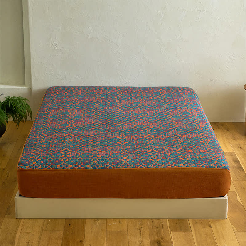 Spannbettlaken aus Baumwolle mit geometrischem Retro-Muster - image 3