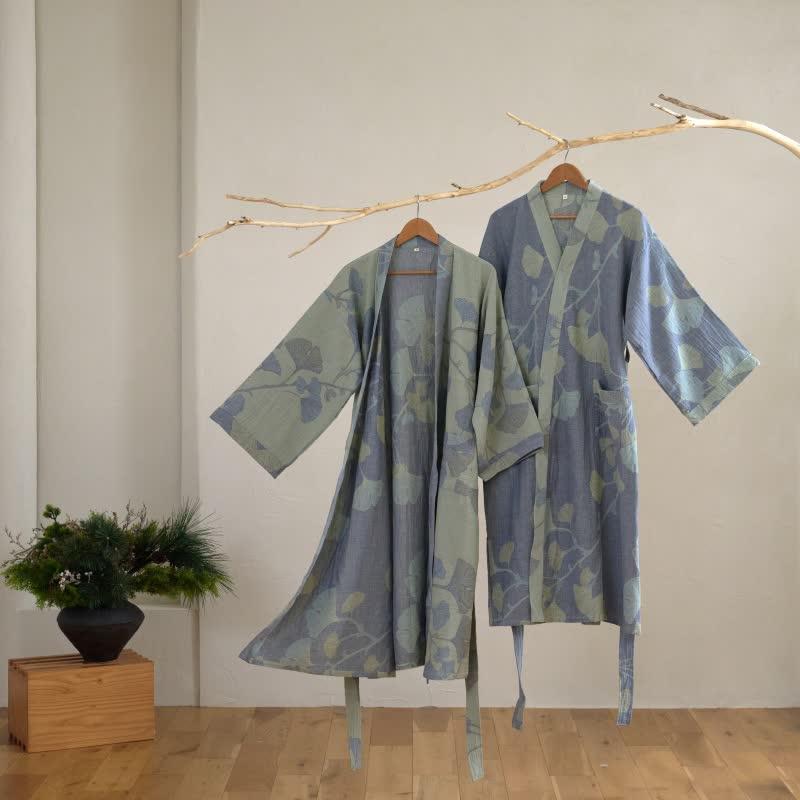 Kimono-Bademantel aus Bio-Baumwolle mit Ginkgoblatt - image 1