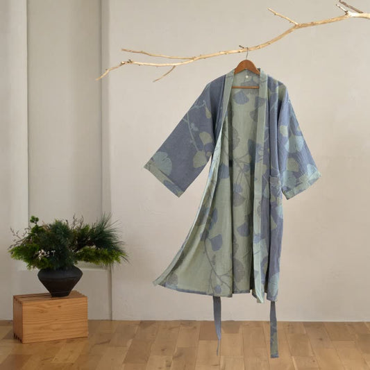 Kimono-Bademantel aus Bio-Baumwolle mit Ginkgoblatt - Blau & Hellgrün - 2XL - image 0