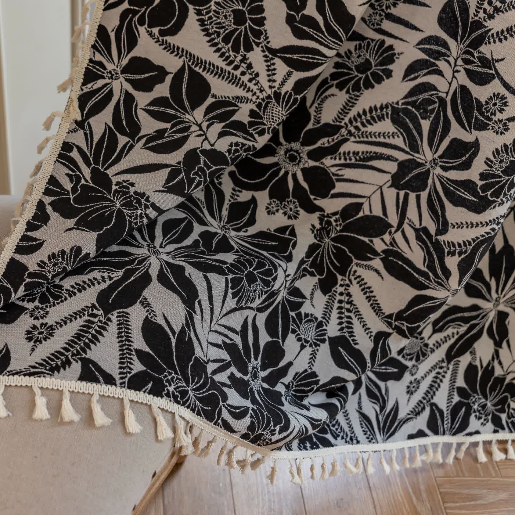 Schwarzer Vintage-Vorhang mit Blumenquaste - image 9