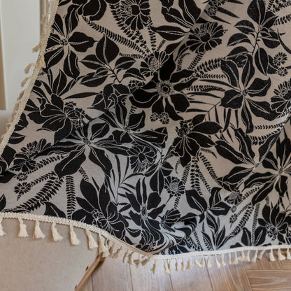 Schwarzer Vintage-Vorhang mit Blumenquaste - image 9