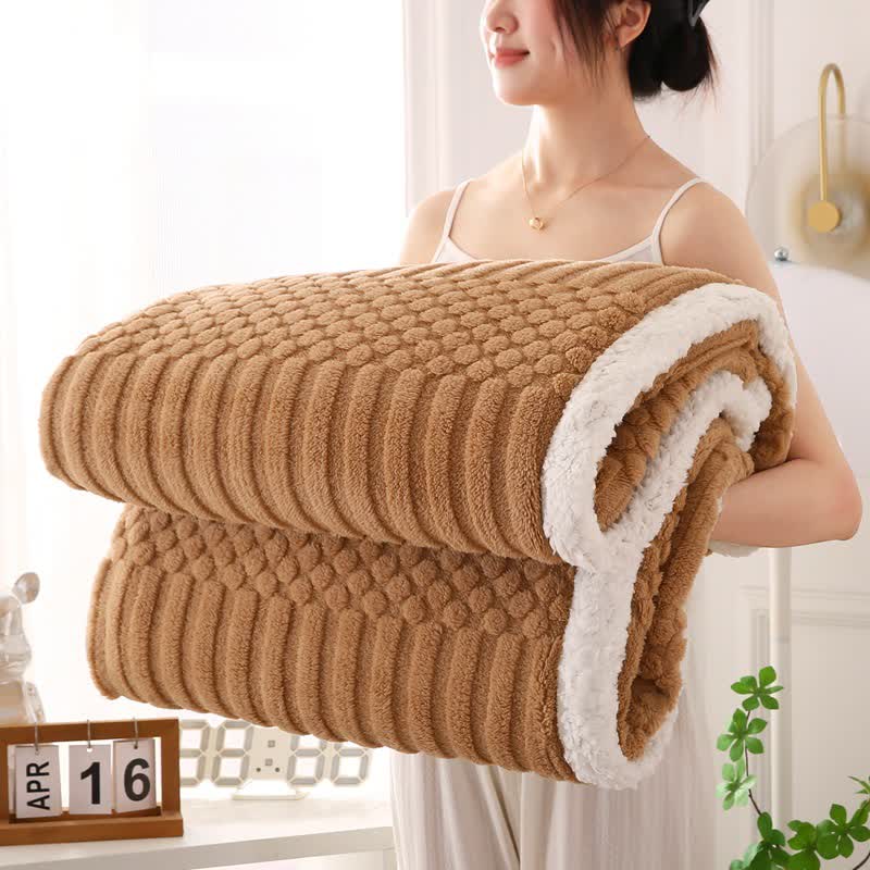 Einfarbige, strukturierte Fleece-Überwurfdecke - Braun - 200cm x 230cm - image 11