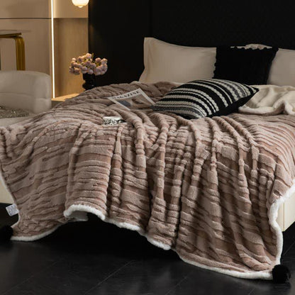 Strukturierte gestreifte Jacquard-Überwurfdecke - Kaffee - 200cm x 230cm - image 6