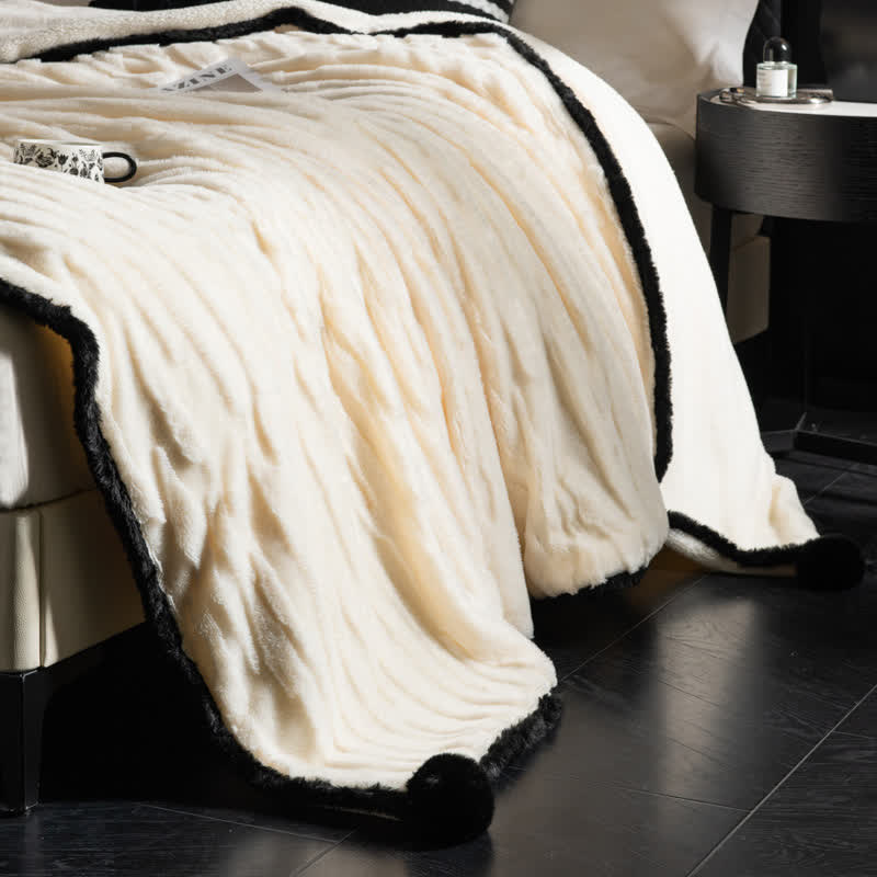Strukturierte gestreifte Jacquard-Überwurfdecke - image 10