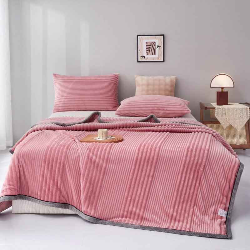 Einfarbig gestreifte Plüsch-Überwurfdecke - Rosa - 200cm x 230cm - image 10