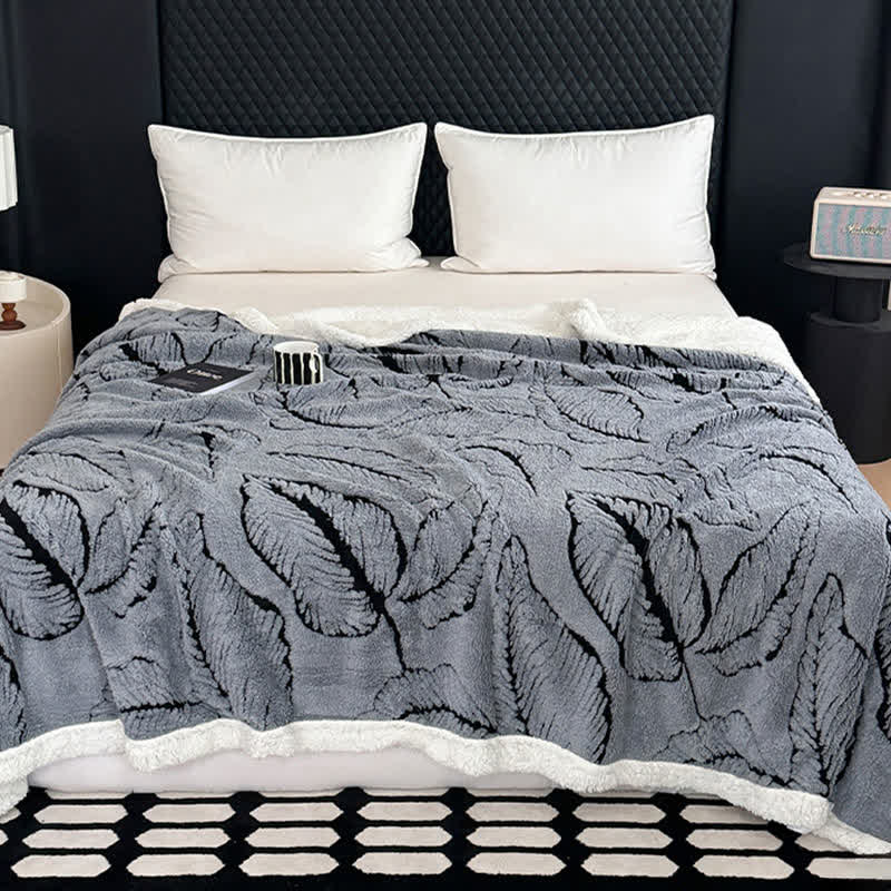 Jacquard-Plüschdecke mit großen Blättern - Grau - 200cm x 230cm - image 11