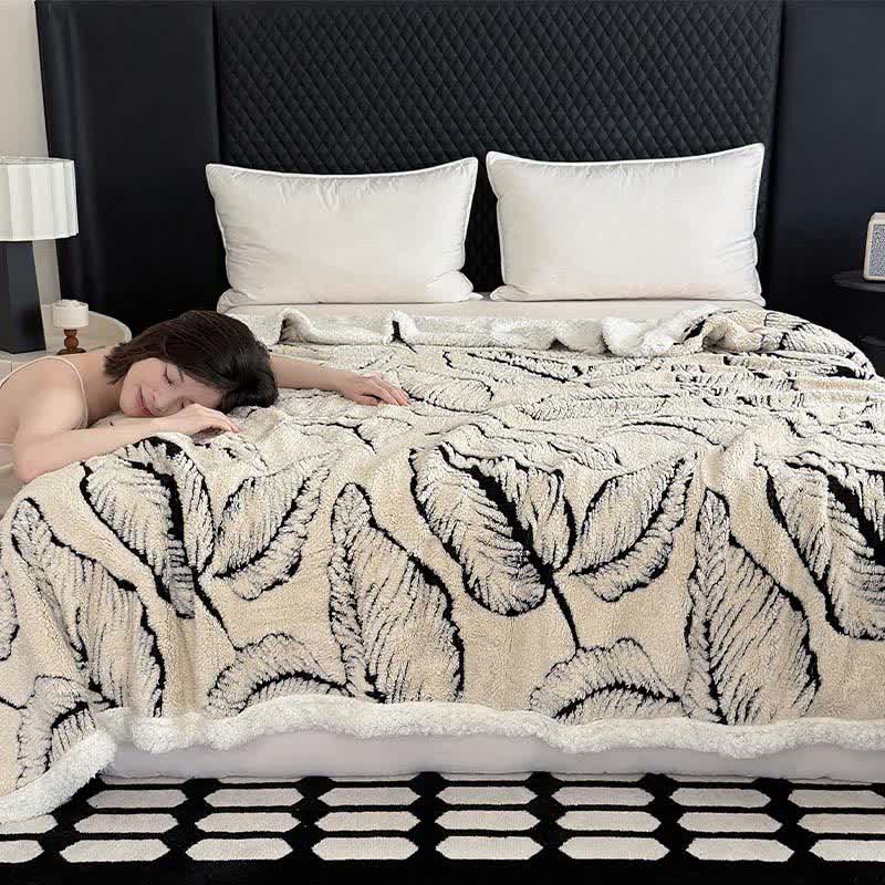 Jacquard-Plüschdecke mit großen Blättern - image 4