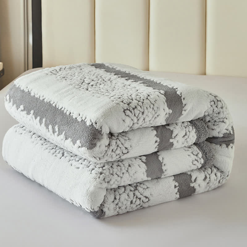 Doppellagige Sherpa-Decke mit Streifenmuster - image 10