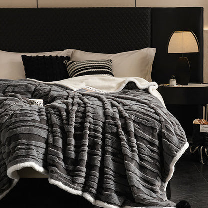 Strukturierte gestreifte Jacquard-Überwurfdecke - image 2