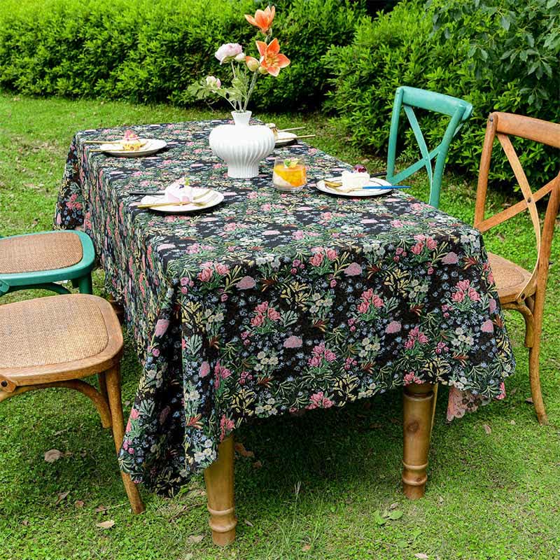 Tischdecke mit gewelltem Rand und Blumenzweig im Retro-Stil - image 4