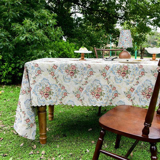 Elegante Tischdecke mit Blumenmuster und gewelltem Rand - 140cm x 260cm - image 1