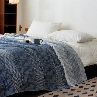 Moderne Jacquard-Steppdecke aus Baumwolle mit Quasten zum Wenden - image 8