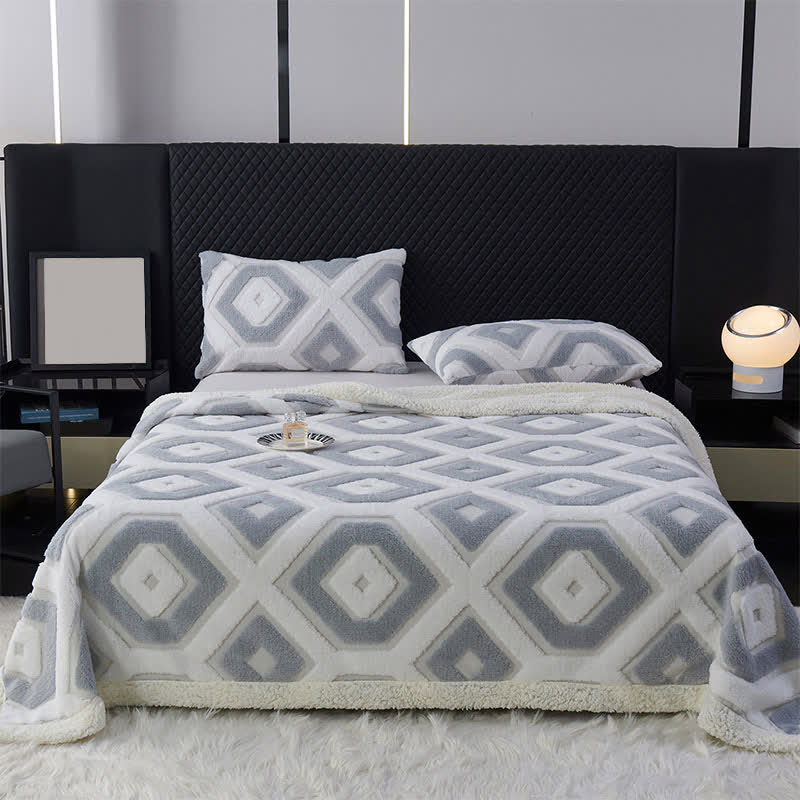 Jacquard-Sherpadecke mit geometrischem Muster - Hellgrau - 200cm x 230cm - image 13